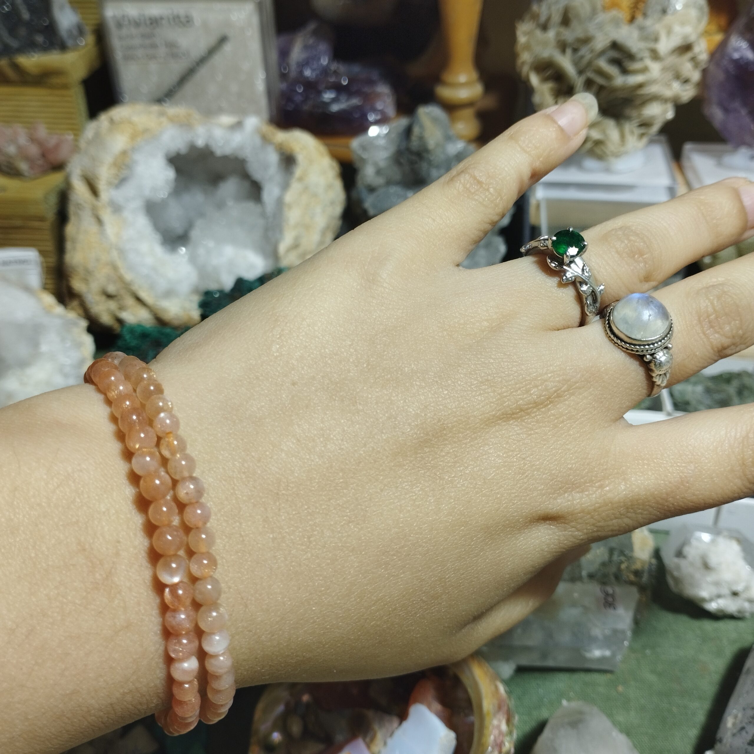 Pulsera de piedra sol 4mm